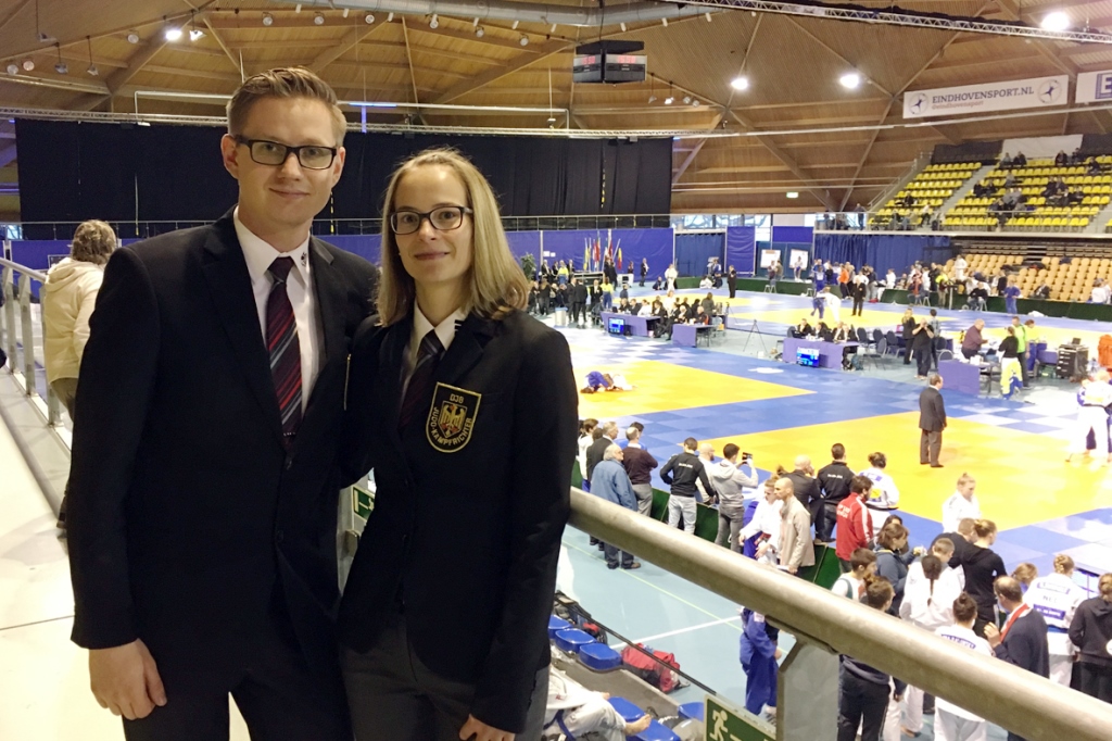 C.Otto und S. Müller mit Blick auf die Kampfläche